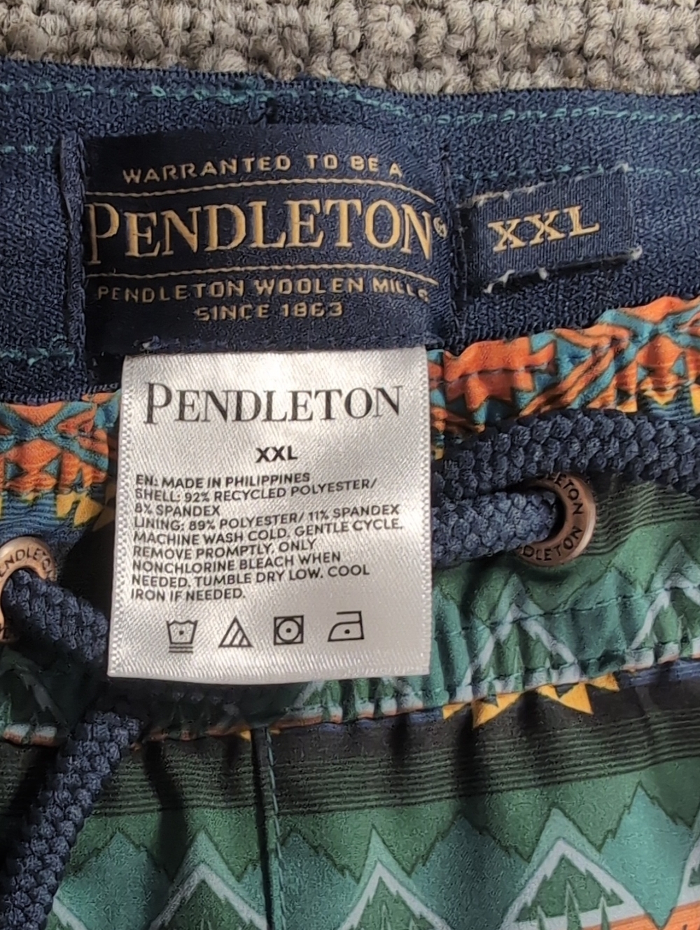 Pendleton Wildland Heroes Shoreside Pack-N-Go Lined Trunks Sz XXL in Aztec Print - Picture 8 of 16